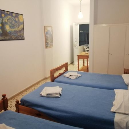 Hotel Dilino à Kamári Chambre photo
