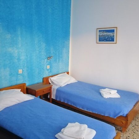 Hotel Dilino à Kamári Chambre photo