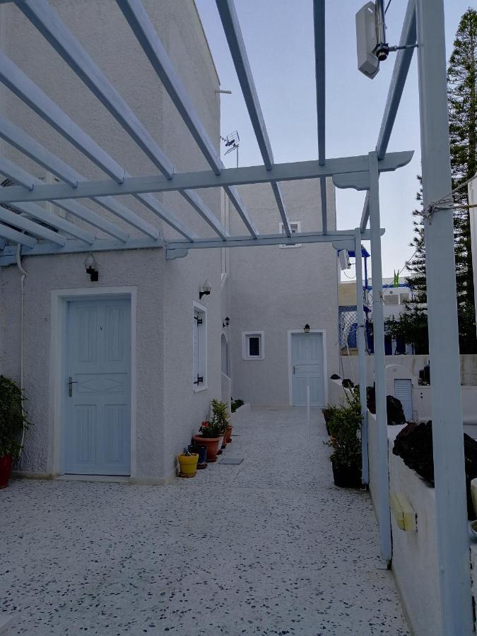Hotel Dilino à Kamári Extérieur photo