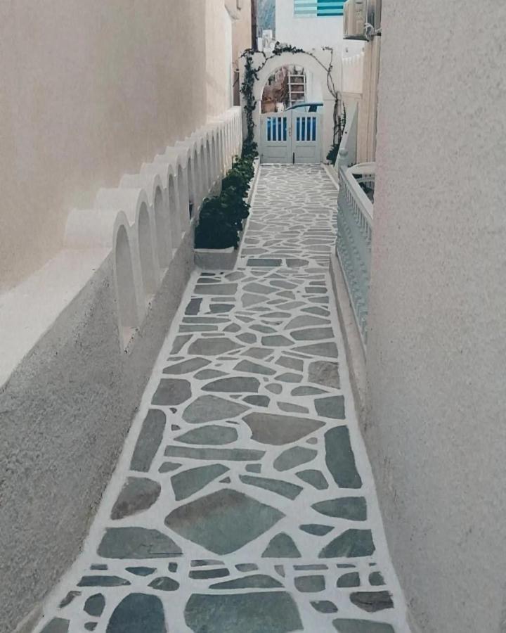 Hotel Dilino à Kamári Extérieur photo