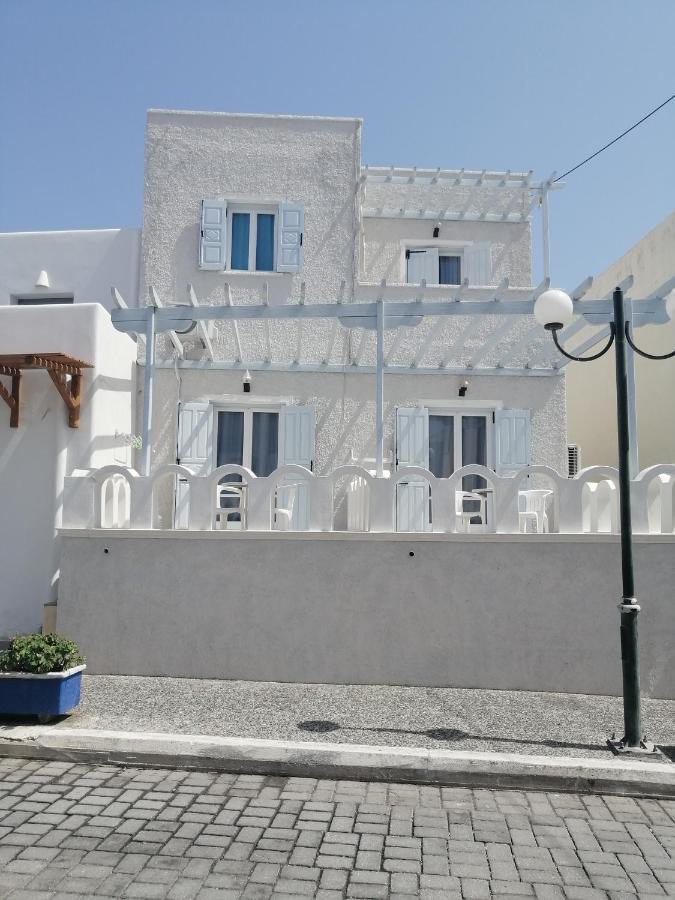Hotel Dilino à Kamári Extérieur photo