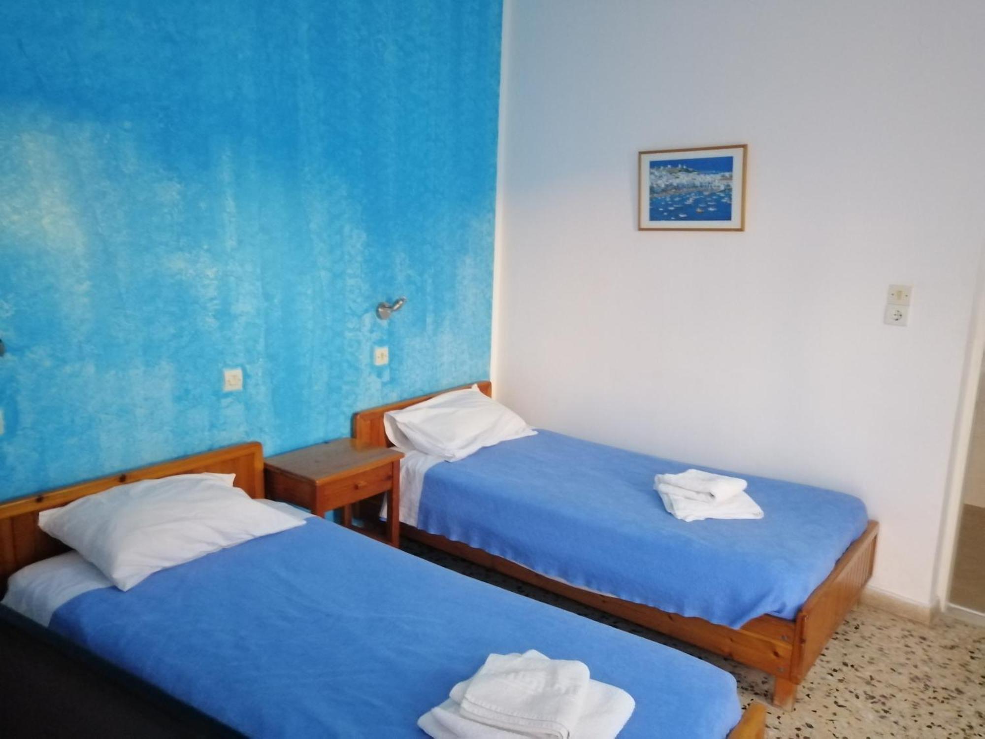 Hotel Dilino à Kamári Chambre photo