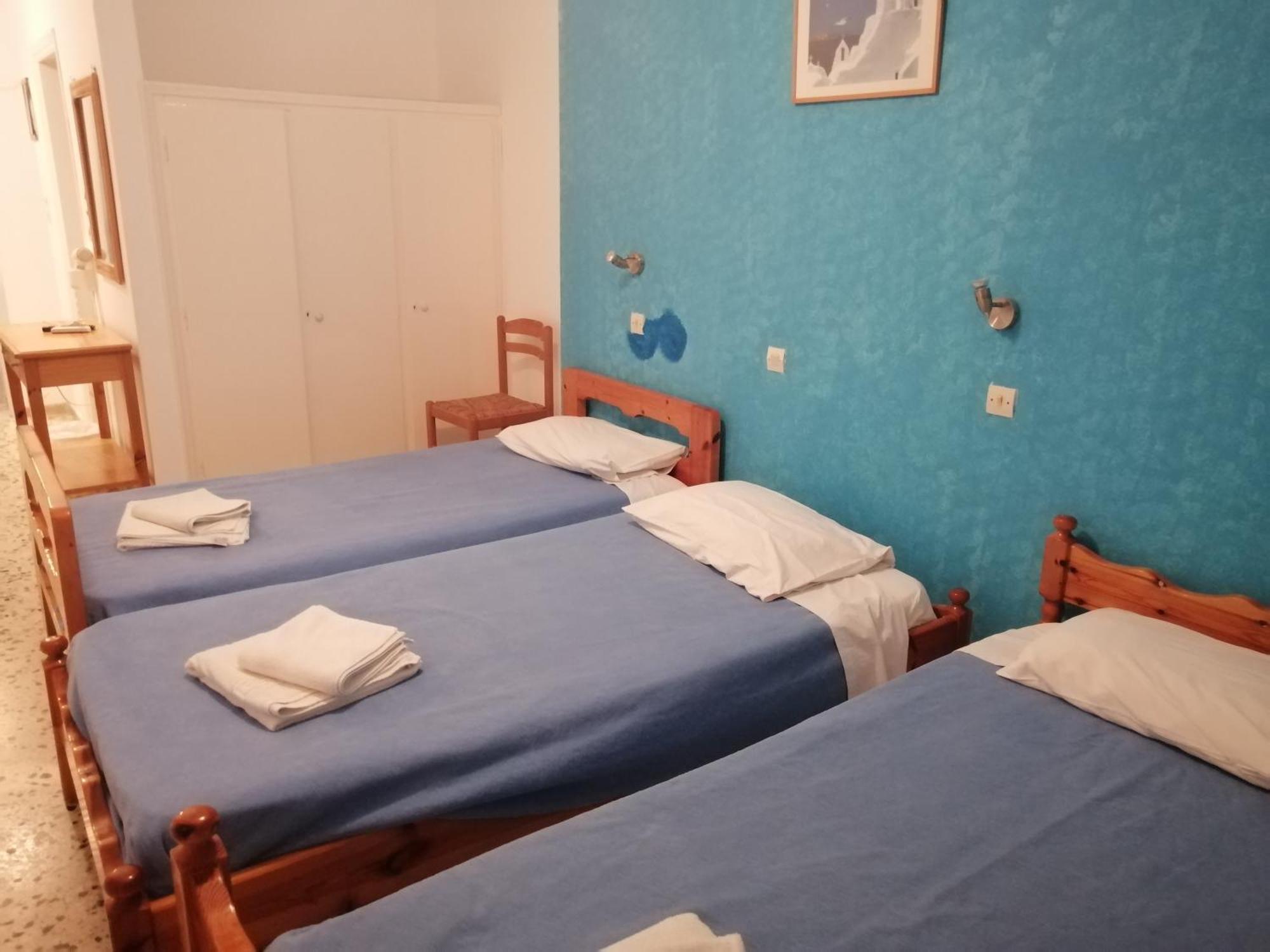 Hotel Dilino à Kamári Chambre photo